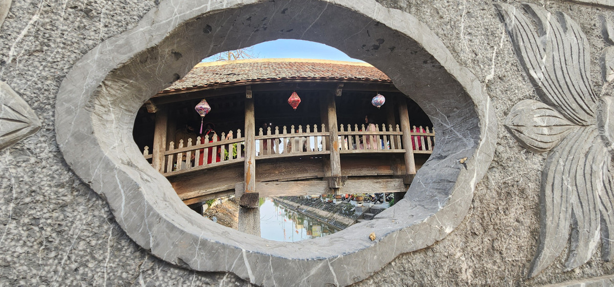 Với những giá trị độc đáo về kiến trúc nghệ thuật, cầu ngói chợ Lương đã được Nhà nước công nhận là Di tích lịch sử, văn hóa quốc gia năm 1990.