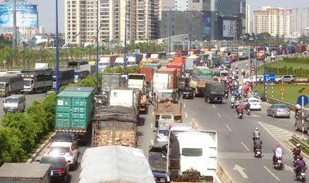 TP HCM: Di hop thay, pho chu tich quan bi “moi” khoi phong hop-Hinh-3