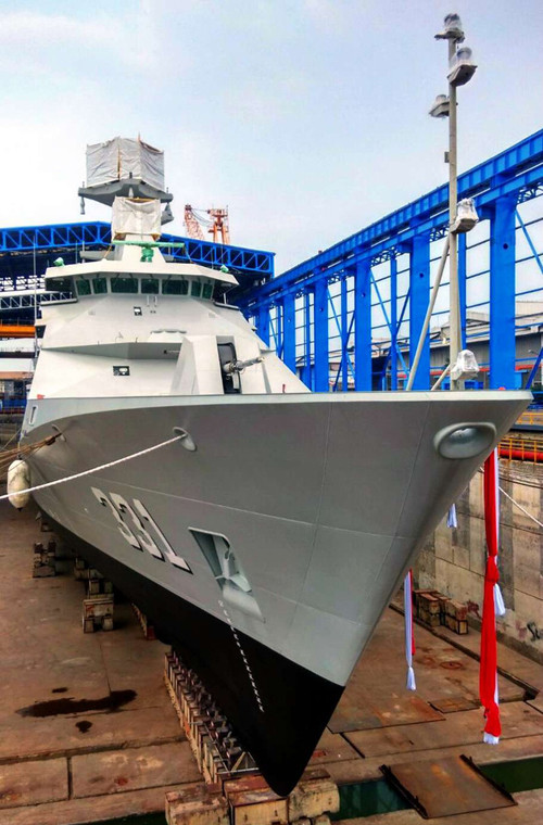 Chiến hạm Sigma 10514 có chiều dài 105,11m, rộng 14,02m, mớn nước 3,75m, lượng giãn nước 2.365 tấn.