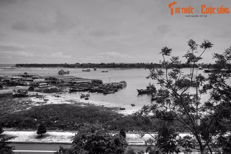 Đến năm 1672, chiến sự lại diễn ra ác liệt tại lũy Động Hải. Quân Trịnh đã đánh ròng rã mấy tháng trời nhưng không thể vượt qua được phòng tuyến vô cùng vững chắc do Đào Duy Từ xây dựng.