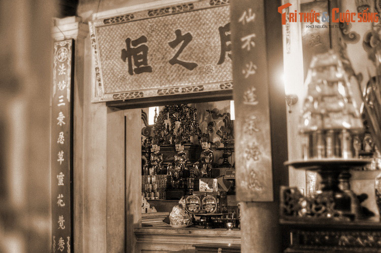 Từ ghi chép đầy ẩn ý trong các bộ chính sử của dân tộc, dân gian tin rằng con trai của Sùng Hiền Hầu - Lý Dương Hoán chính là hậu thân của thiền sư Từ Đạo Hạnh.