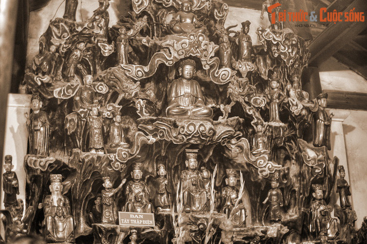 Sau khi Lý Thần Tông băng hà, người con thứ của ông là Lý Thiên Tộ kế vị, trở thành vua Lý Anh Tông. Sau khi lên ngôi, vua Lý Anh Tông đã cho xây dựng Chiêu Thiền Tự - chùa Láng để thờ vua cha và tượng nhục thân Thiền sư Từ Đạo Hạnh.