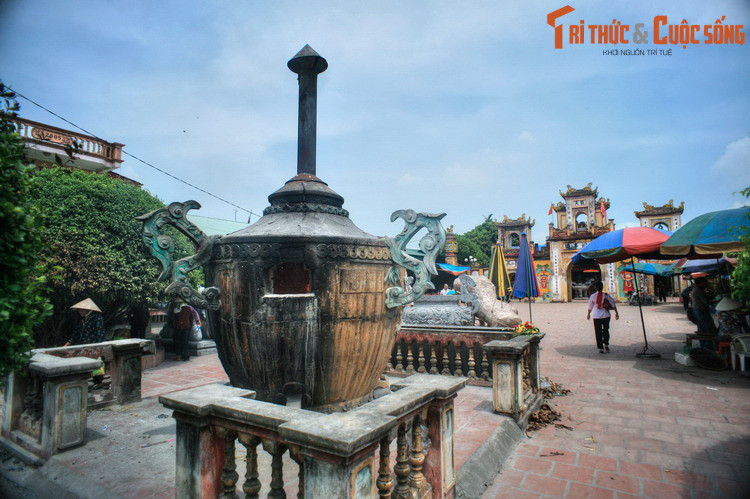 Với những giá trị lịch sử, văn hóa, nghệ thuật to lớn, vào năm 1986, đền Đồng Bằng đã được công nhận là Di tích lịch sử văn hóa cấp quốc gia. Lễ hội đền Đồng Bằng được tổ chức vào ngày 20/8 Âm lịch hàng năm, đã được công nhận là Di sản văn hóa phi vật thể quốc gia vào năm 2016.