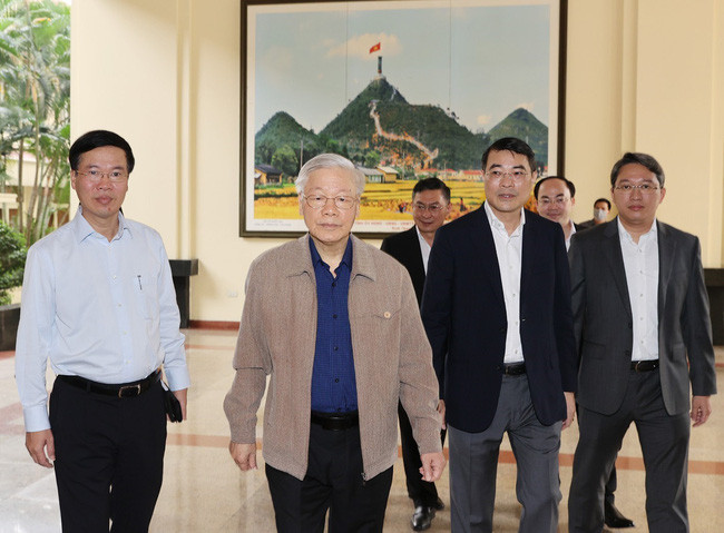 Tong Bi thu, Chu tich nuoc Nguyen Phu Trong ung cu dai bieu Quoc hoi khoa XV