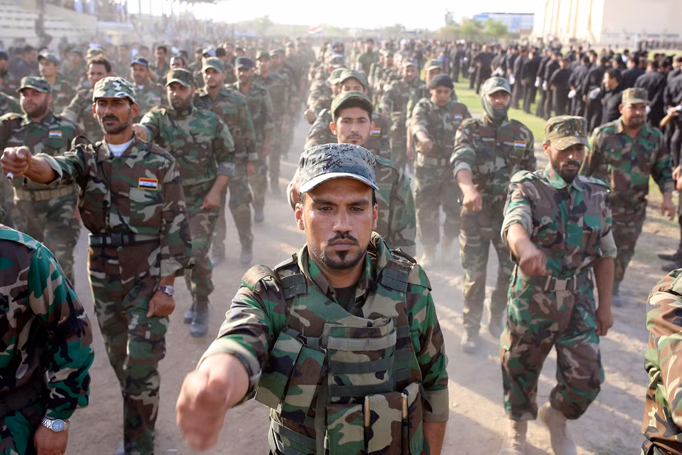 Tập duyệt binh không vũ khí. Nguồn ảnh: Boston.