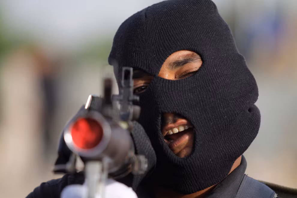 Giống với tất cả các tân binh khác trong Quân đội Iraq, những binh lính này sẽ phải tập luyện các bài tập làm quen với vũ khí, nâng cao thể lực và chiến thuật tác chiến. Nguồn ảnh: Boston.