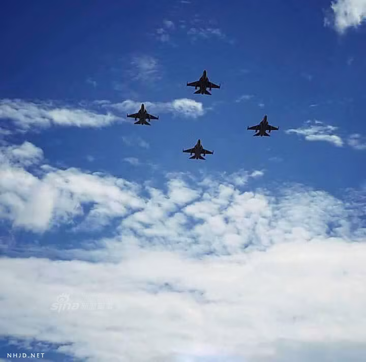 FA-50 có chiều dài 13 mét, sải cánh rộng 9,45 mét và có khối lượng rỗng gần 6,5 tấn. Nguồn ảnh: Sina.