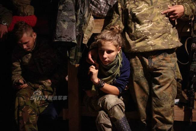 Cũng đôi khi có những giây phút yếu lòng nhớ nhà khi xung quanh là một nơi xa lạ. Nguồn ảnh: Sina.