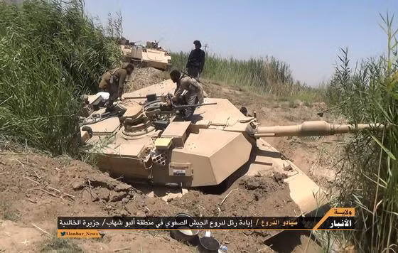 Đầu năm 2014 Quân đội Iraq có trong tay 146 chiếc M1A1M nhưng đến cuối năm, sau khi phải đối phó với những cuộc tấn công như vũ bão của lực lượng Nhà nước Hồi giáo Iraq và Levant (ISIL) số lượng này đã giảm xuống chỉ còn vỏn vẹn 40. Nguồn ảnh: Pakistandefence.