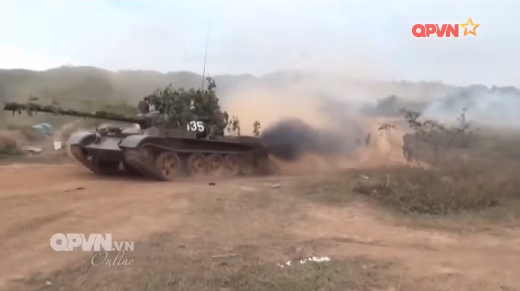 Các đơn vị đã vận dụng linh hoạt các phương án tác chiến, sử trí mọi tình huống đánh địch mà ban chỉ đạo diễn tập đề ra. Nguồn ảnh: QPVN.