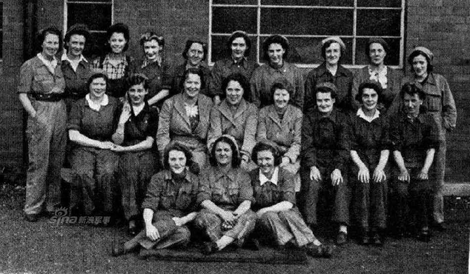 Những nữ quân nhân Mỹ phục vụ ở hậu phương, trong số họ có các y tá, công nhân, sỹ quan thông tin,... Nguồn ảnh: Sina.