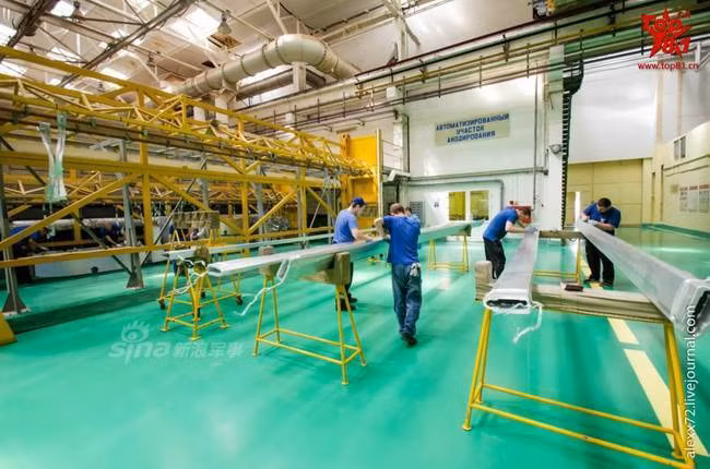 Cũng giống với tất cả các mặt hàng khác được sản xuất từ thời Liên Xô, chiếc Mi-26 tỏ ra cực kỳ bền bỉ theo thời gian. Nguồn ảnh: Sina.