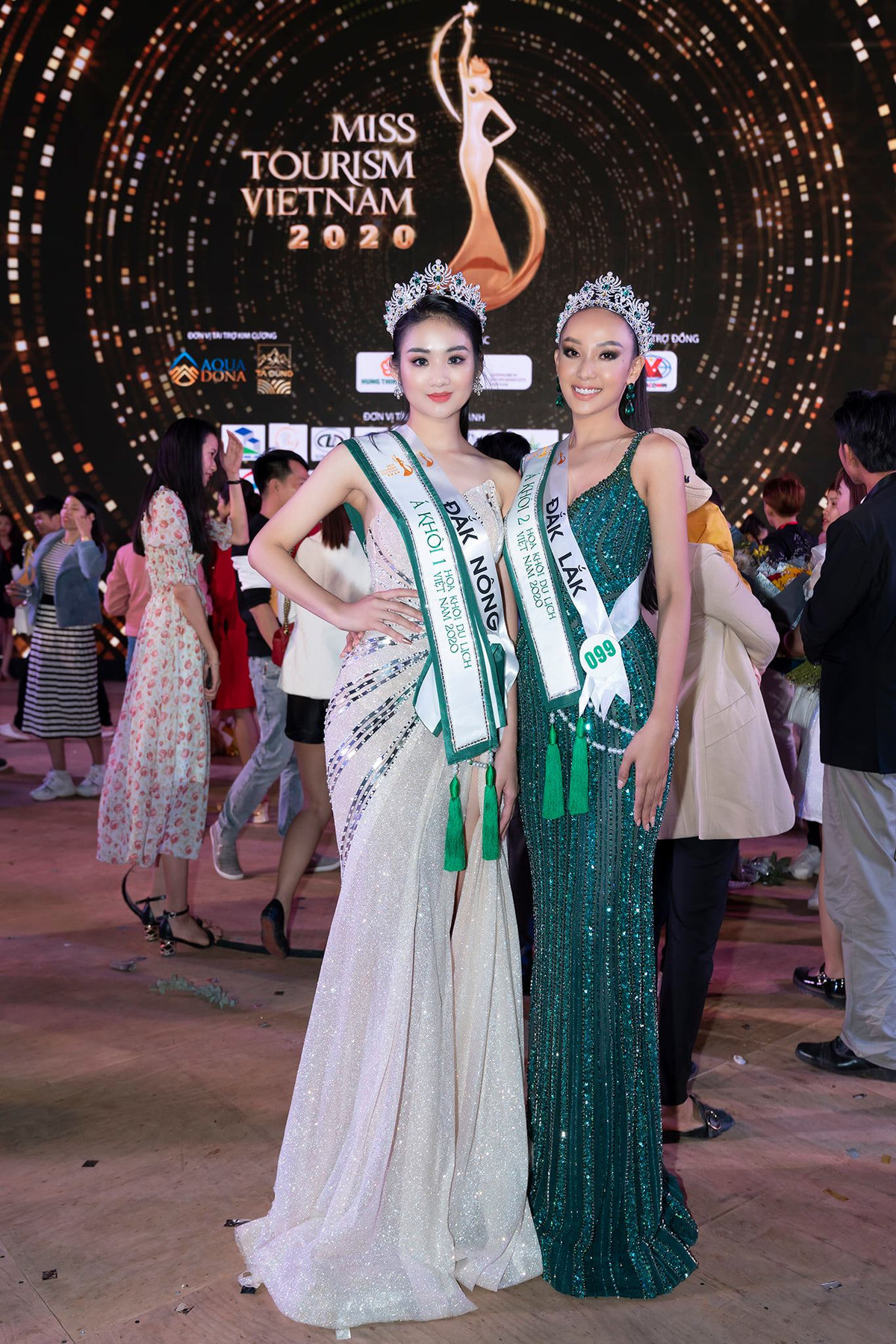 Không tìm được tân hoa khôi, Đỗ Trần Khánh Ngân - Hoa khôi Du lịch 2017 vẫn giữ vương miện. Trong khi đó, Á khôi 1 và Á khôi 2 sẽ đảm nhận vai trò tương đương hoa khôi để đồng hành cùng các hoạt động của Hoa khôi Du lịch Việt Nam trong thời gian tới.