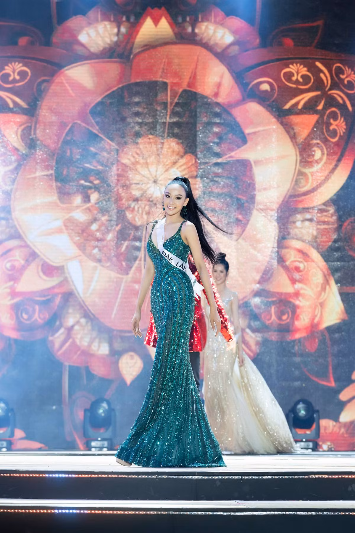 Trong phần thi ứng xử, khi nhận được câu hỏi: "Cuộc thi Hoa khôi Du lịch Việt Nam là một trong những cuộc thi được tổ chức sau mùa dịch COVID-19 kéo dài. Là một thí sinh bạn có cảm nghĩ gì?", Ngô Mỹ Hải ấp úng trả lời: "Cuộc thi này là bước đầu tiên và em sẽ cố gắng để truyền bá hình ảnh Việt Nam đến bạn bè quốc tế".