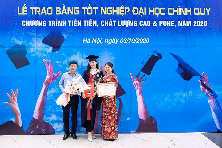 Nàng Á hậu còn chia sẻ, cô tốt nghiệp đúng hạn dù các hoạt động từ thiện trong khuôn khổ nhiệm kỳ dày đặc.