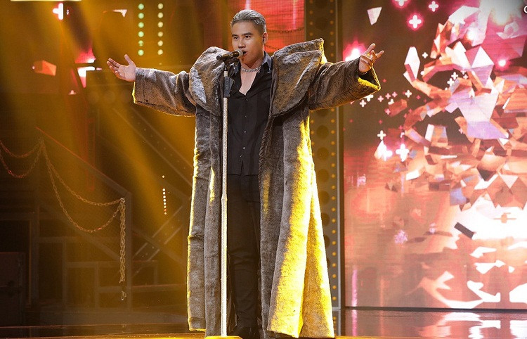  GDucky (đội Karik): GDucky hiện là ứng viên sáng giá cho ngôi vị quán quân của Rap Việt. Trong bảng điểm chuyên gia của Zing, học trò của Karik là thí sinh có kỹ thuật toàn diện nhất. Từ bản rap Đôi mắt dựa trên nền ca khúc cùng tên của cố ca sĩ Wanbi Tuấn Anh trong vòng Chinh phục đến Tiền nhiều để làm gì? trong vòng Bứt phá, GDucky luôn thể hiện được dấu ấn riêng trong cách rap. Anh đảm bảo được tất cả kỹ thuật flow, gieo vần, punchline, chất giọng lẫn trình diễn.