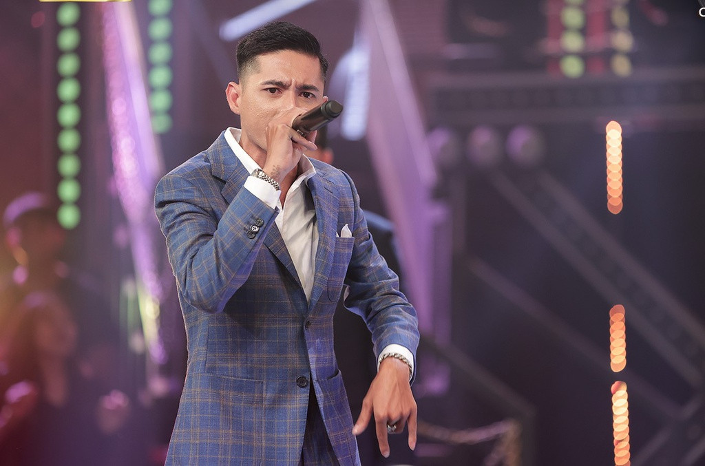  Lăng LD (đội Wowy): Tương tự như Ricky Star, Lăng LD cũng đã được cộng đồng biết đến trước khi tham gia cuộc thi rap trên sóng truyền hình. Lăng LD giữ được phong độ qua các vòng Chinh phục, Đối đầu và đặc biệt thành công trong vòng Bứt phá. Bản rap Ở nhà quê mới lên và hình ảnh nam rapper quỳ gối trước mẹ ruột của mình chiếm được tình cảm của khán giả. Lăng LD không thắng Ricky Star trong trận freestyle nhưng đã được Rhymastic cứu. Giám khảo Rhymastic cũng chia sẻ Lăng LD là thí sinh duy nhất khiến anh rơi nước mắt trong chương trình.