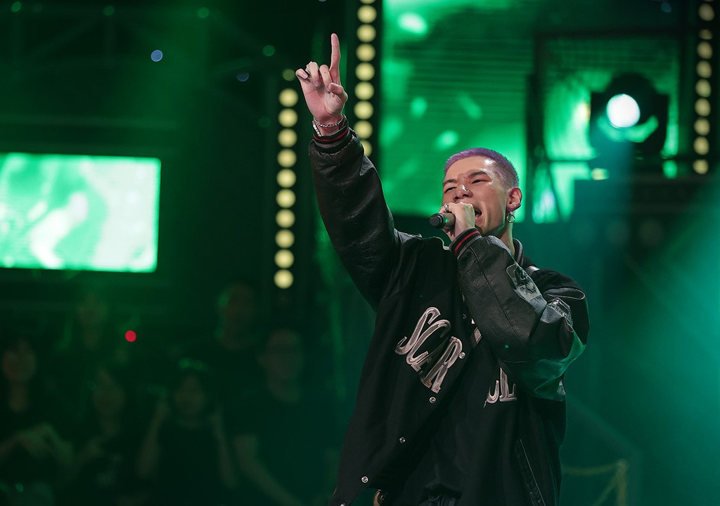  PRT MCK (đội Karik): Đội Karik có tới 3 thí sinh vào Chung kết, trong đó, PRT MCK cũng được đánh giá là một gương mặt thiện chiến. MCK có thế mạnh về rap melody (giai điệu). Ở vòng Bứt phá vừa qua, với bản rap dựa trên câu "Giàu vì bạn, sang vì vợ", nam rapper đã đánh bại Hành Or - một trong những thí sinh từng được kỳ vọng là quán quân của chương trình.