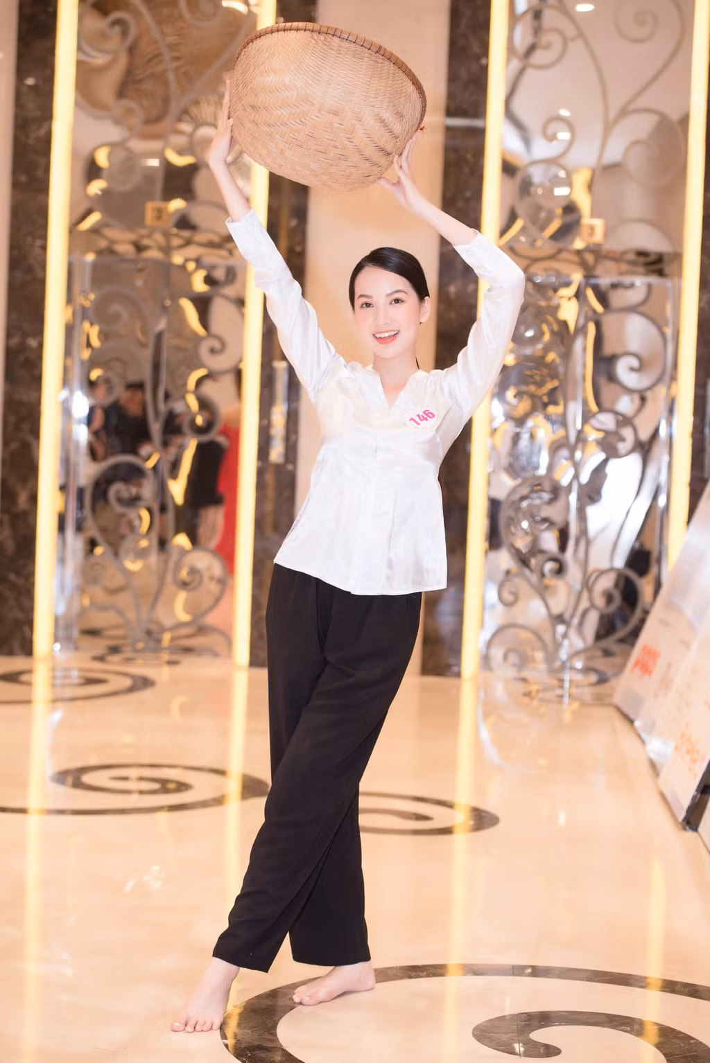 Trong một bài phỏng vấn trên Zing, nữ sinh Đại học Tài Chính - Marketing cho hay hiện, cô hài lòng với ngoại hình của bản thân và tự tin khi tham dự Hoa hậu Việt Nam 2020.