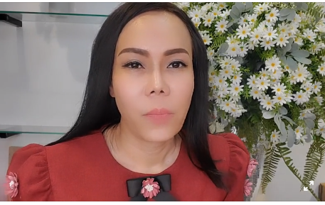 Viet Huong noi ve chuyen hau su ca si Van Quang Long