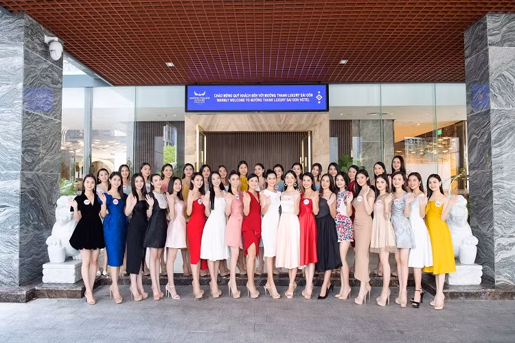 Ngày 9/11, 35 thí sinh sẽ tham gia thi giải Người đẹp Thể thao. Tiếp theo là phần thi Người đẹp Thời trang ngày 10/11.