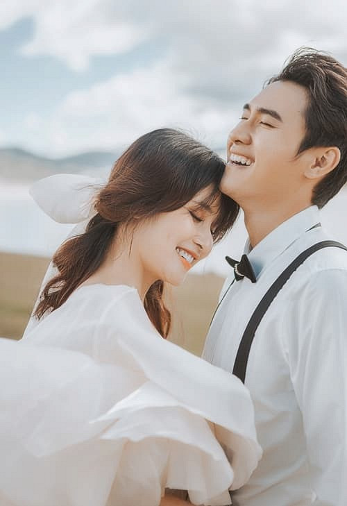 Trước khi tổ chức hôn lễ, Thảo Trang và ông xã đã đi thực hiện một bộ ảnh cưới ở Đà Lạt.