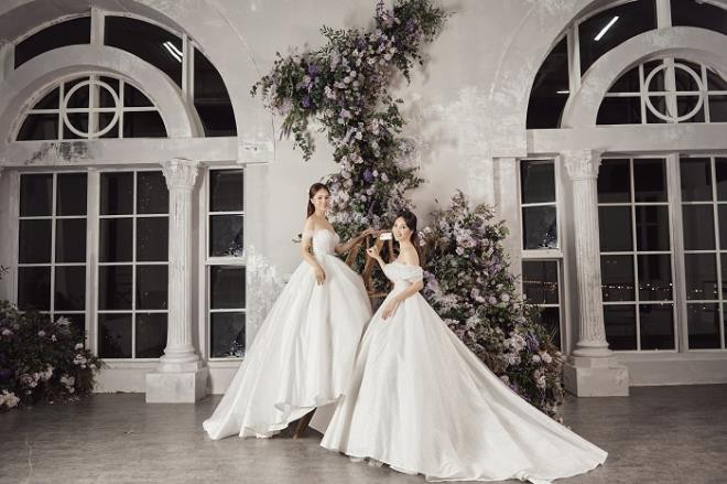 “Trong chuyện tình cảm giữa tôi và anh Lý, chị luôn ủng hộ và dõi theo. Chị Vân lập gia đình được 10 năm nên có nhiều kinh nghiệm để tư vấn cho tôi trong chuyện tình cảm, ứng xử sao cho tốt. Thậm chí, có đôi lúc chị cũng khá thẳng thắn trao đổi với anh Lý khi chúng tôi bất đồng quan điểm”, bạn gái Công Lý tiết lộ.