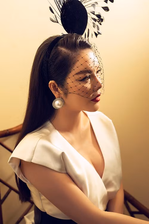 Sự xuất hiện của Lý Nhã Kỳ nhận được nhiều sự quan tâm của khán giả.