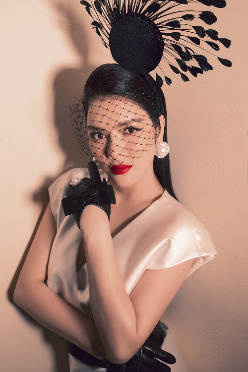 Có thể nói thời trang là thế mạnh của Lý Nhã Kỳ nên cô luôn biết cách tỏa sáng.