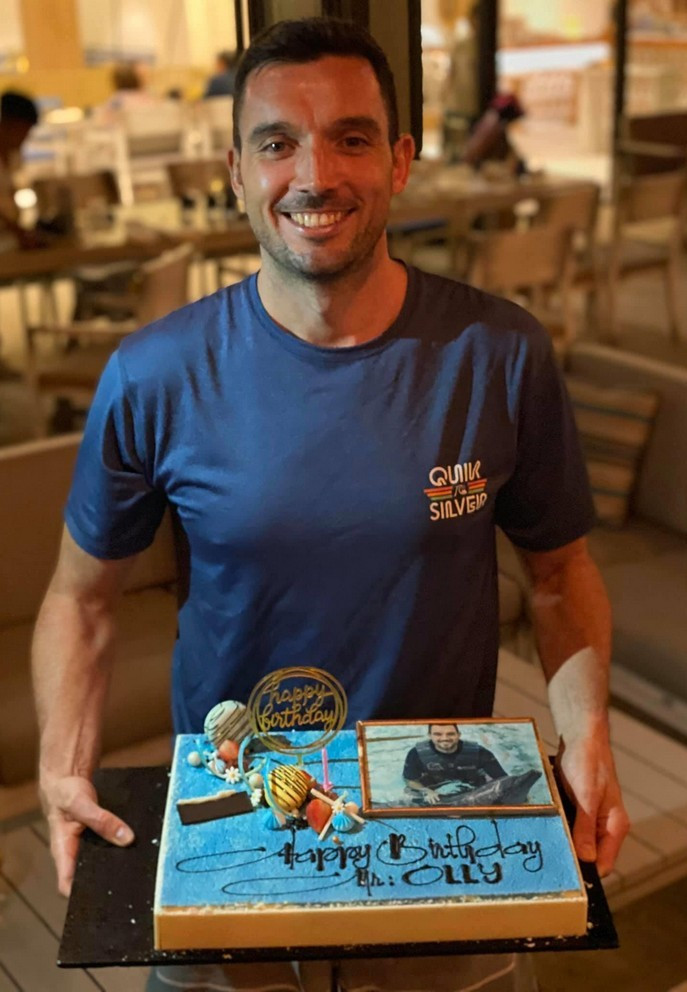 Trong khi nhiều người đẹp lựa chọn kết hôn cùng chồng đại gia, nữ siêu mẫu lại chấp nhận từ bỏ hào quang chọn cuộc sống hạnh phúc bên chồng Tây là giáo viên.