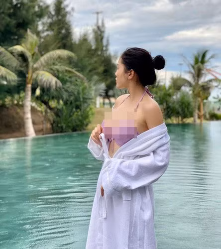 Hai năm trở lại đây, Hoa hậu Việt Nam 2014 Nguyễn Cao Kỳ Duyên rất chăm đăng ảnh nóng bỏng.