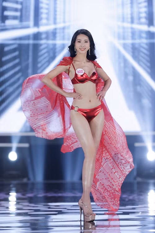 Có thể thấy sau thời gian dài chăm chỉ rèn luyện và tuân theo chế độ dinh dưỡng nghiêm ngặt của các chuyên gia tại Hoa hậu Việt Nam 2020, các chỉ số của dàn thí sinh cải thiện rõ rệt.