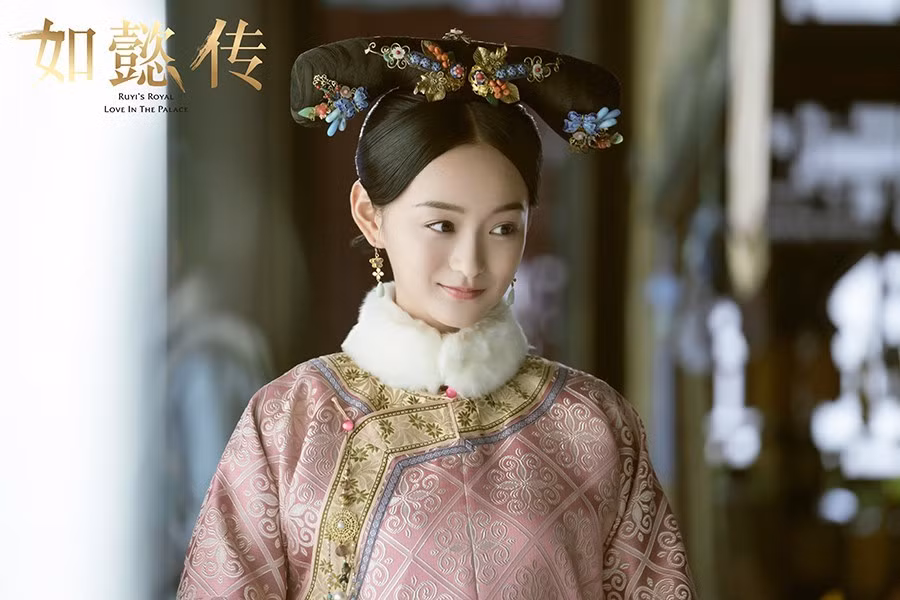 Khi quay, Hà Hoằng San từng đề nghị thay 1 bàn tay khác vào vì không nỡ làm tổn thương thần tượng. Nhưng để mang tới cảm xúc chân thực nhất Châu Tấn đã yêu cầu đàn em thẳng tay tát thật.