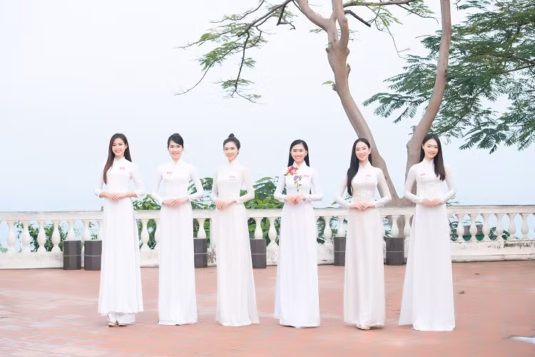 Đặc biệt đêm thi có sự góp mặt của dàn sao khủng: Thu Phương, Chi Pu, MTV, Isaac, Quang Lê, Nguyễn Hồng Nhung. Minh Hằng sẽ đảm nhận vai trò dẫn chương trình cùng MC Vĩnh Phú.