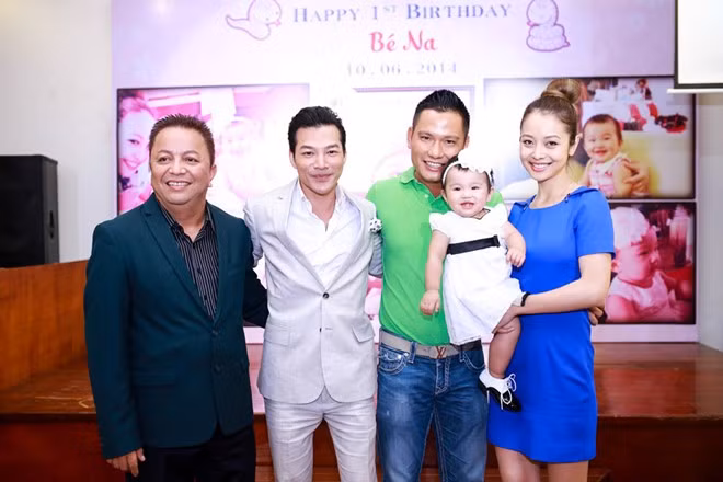 Sau khi tốt nghiệp Đại học bằng kỹ sư điện tử viễn thông, Nguyễn Đức Hải - chồng của ca sĩ Jennifer Phạm tiếp tục theo học tại Đại học Georgetown, Washington, DC và tốt nghiệp với tấm bằng Quản trị Kinh doanh năm 2007. Ảnh: Oscar.