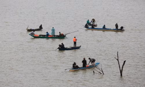 Lực lượng chức năng vẫn đang tìm kiếm những người mất tích. Ảnh minh họa.