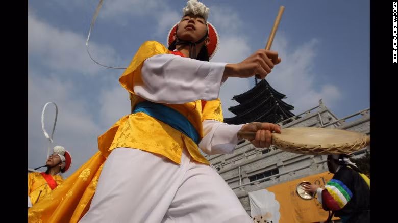 Giai ma tuc la don Tet Am lich chi co o phuong Dong-Hinh-2