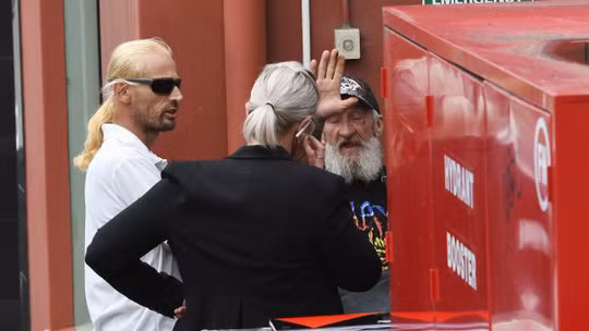 Rung minh: Thieu song hang xom chi vi hai con cho-Hinh-3