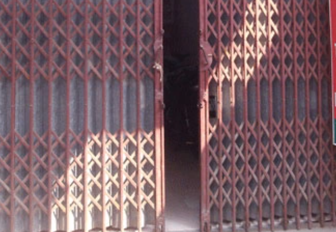 Hai anh em giet nguoi, thay nhau ham hiep con gai nan nhan