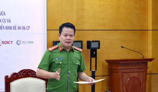 Trong đó, ông Tấn từng giữ chức Trưởng Công an phường Hoàng Văn Thụ, quận Hoàng Mai, Hà Nội...