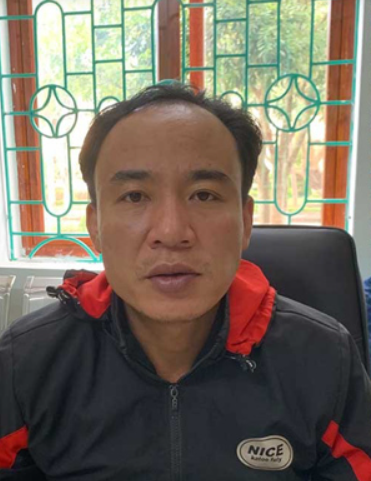 Khi được triệu tập về cơ quan công an, thầy mo L. tỏ ra rất hoang mang, lo lắng và một mực khẳng định mình bị oan. Trái ngược với thái độ ấy, Phúc vẫn tỏ ra bình thản. Hắn còn “động viên” thầy cúng L. rằng “dám làm thì phải dám chịu”, đã giết người thì phải có gan nhận tội. Theo dõi đối tượng Triệu Vạn Phúc và người có liên quan, các thành viên Ban chuyên án đã nhận thấy sự bất thường. Các điều tra viên đã tỉ mỉ dựng lại lời khai của thầy mo L. và chứng minh anh ta vô tội… Đồng thời “vén màn kịch” vụng về của gã thầy cúng gian tham, tàn ác. Triệu Vạn Phúc đã phải khai nhận hành vi phạm tội của mình. 