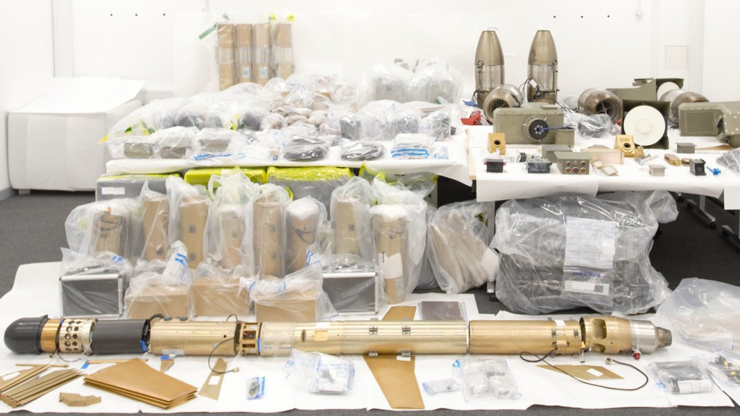 Việc sử dụng tên lửa 358 không yêu cầu radar phát hiện mục tiêu, khi nó có thể tuần tra khu vực, giúp giảm thiểu chi phí của việc huy động máy bay chiến đấu hay cả tổ hợp phòng không phức tạp để kiểm soát một địa điểm riêng lẻ.