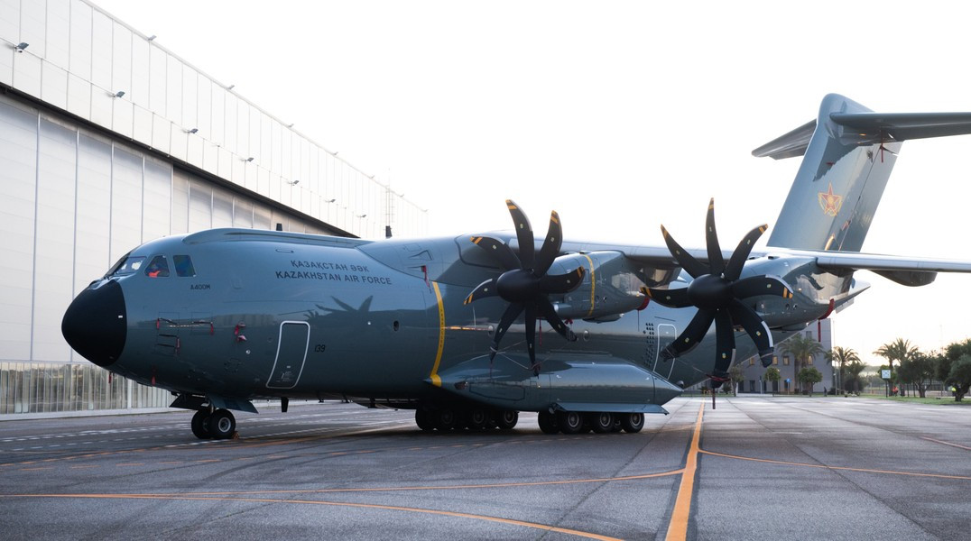 Với việc giao máy bay đầu tiên dự kiến vào năm 2024, hợp đồng bao gồm gói hỗ trợ bảo trì và đào tạo hoàn chỉnh.