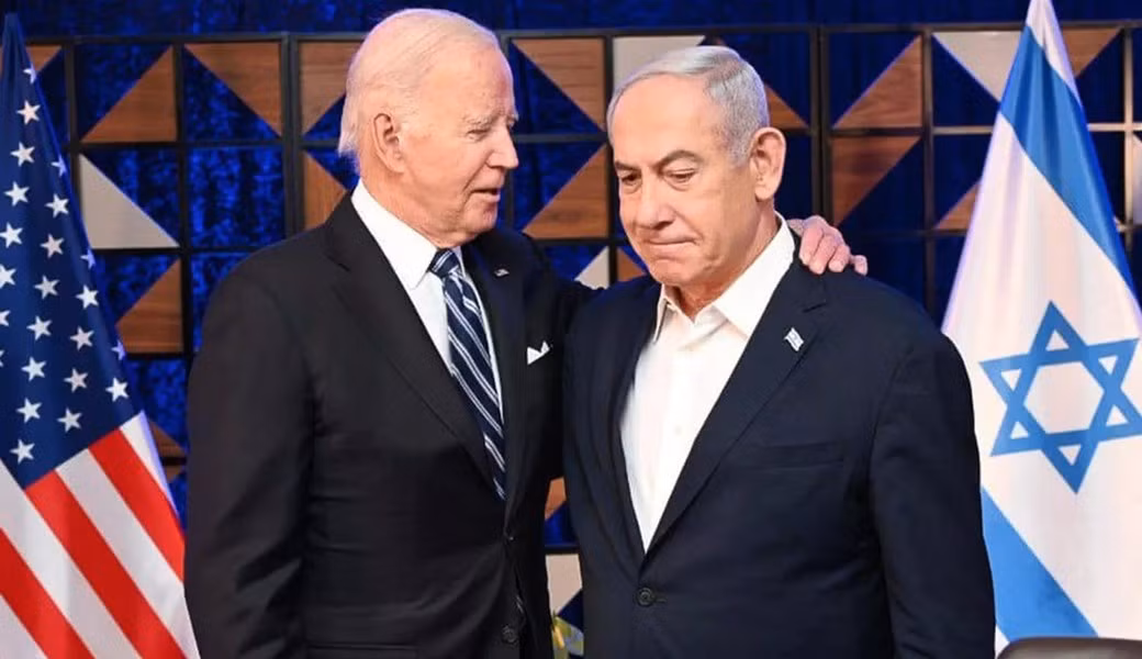 "Nhờ sự hiện diện của họ và kỹ năng tuyệt vời của các quân nhân Mỹ, chúng tôi đã giúp Israel bắn hạ gần như toàn bộ UAV và tên lửa của Iran tấn công", ông Biden nói.