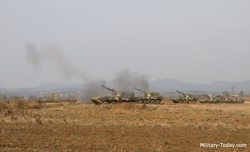 Tầm bắn của PLL-09 đạt tầm từ 18-27km với các loại đạn nổ phá mảnh, đạn nổ mạnh, đạn khói, đạn chiếu sáng và có thể là cả đạn thông minh.