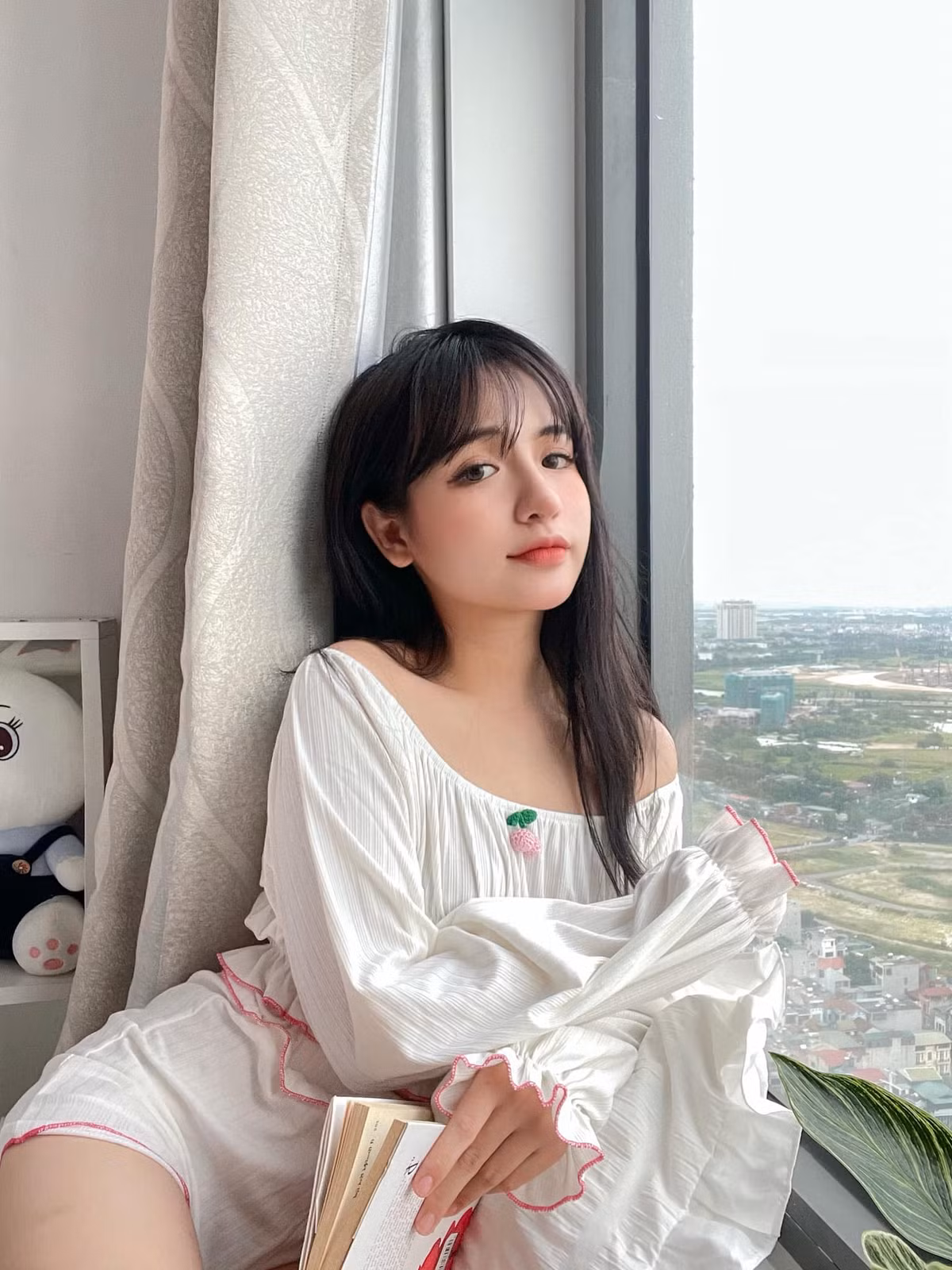 Cô nàng kẹo ngọt Thanh Vân sẽ khiến bạn tự nhiên mỉm cười với những clip TikTok siêu đáng yêu của mình.