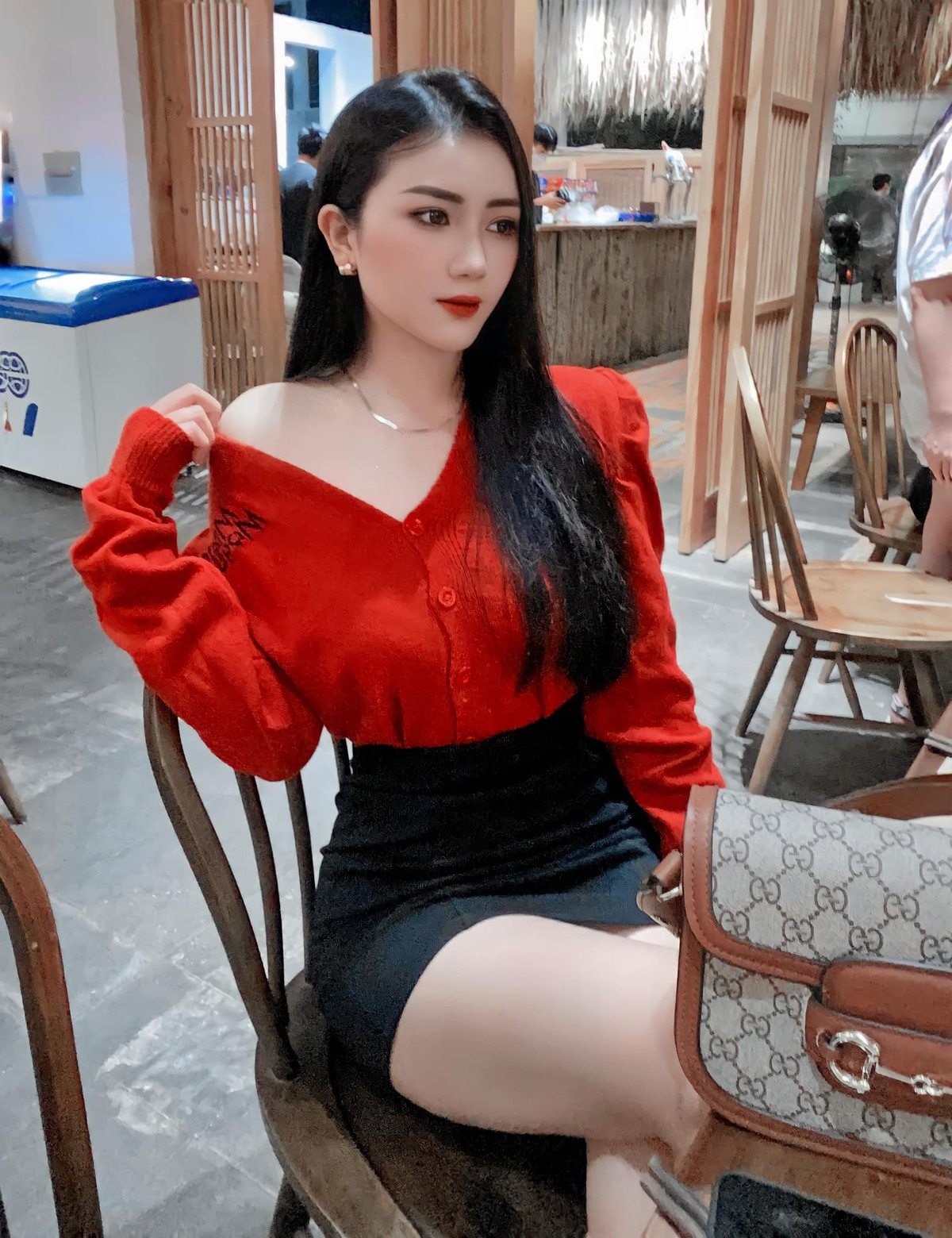 Ngọc Bích của hiện tại sở hữu body đẹp, nhìn hình ảnh lúc này không ai nghĩ được cô từng có thân hình mập mạp.