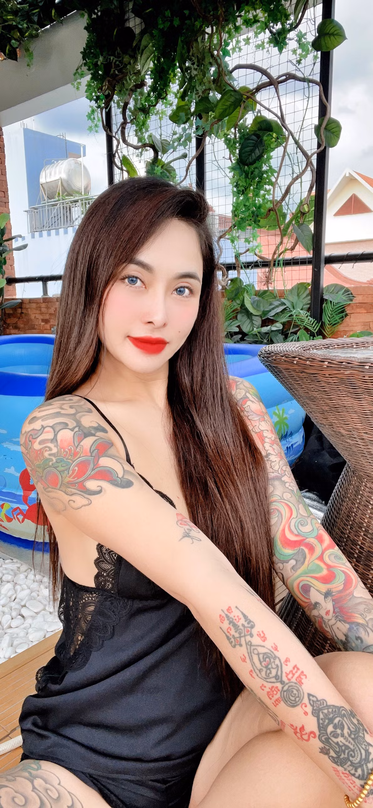 Hot girl xăm trổ với cá tính mạnh gây ấn tượng với cộng đồng mạng. Ảnh: Tổng hợp