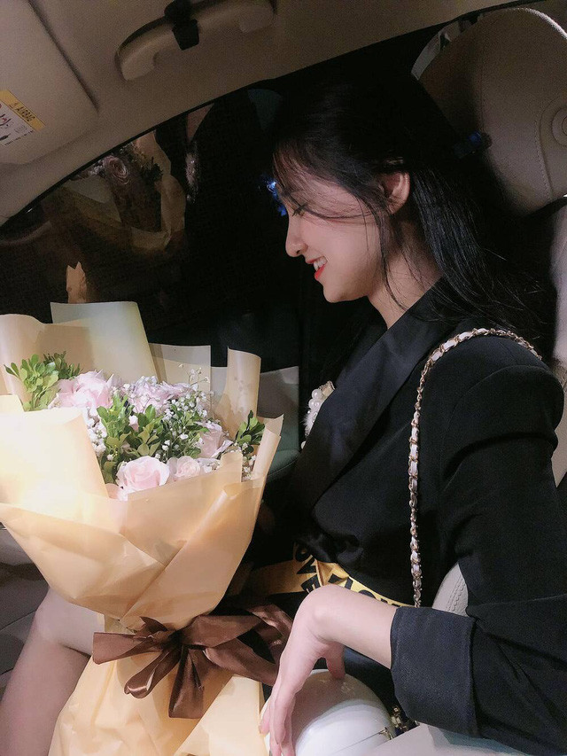 Sau khi "đường ai nấy đi" với Minh Nhựa, Angela Phan trở về với cuộc sống bình thường, cô đã vào lập nghiệp tại TP HCM, kinh doanh online và có chỗ đứng nhất định trong sự nghiệp. Ảnh: Tổng hợp