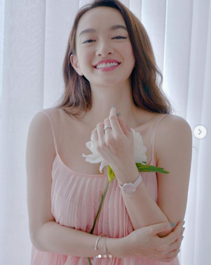 Ai cũng phải trầm trồ khen ngợi vóc dáng săn chắc, đầy đặn nhưng quyến rũ của Kaity Nguyễn.